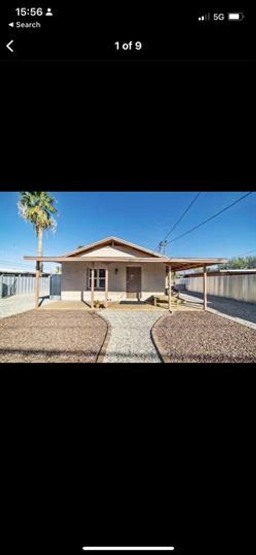 Building Photo - Minutes to U of A Duplex