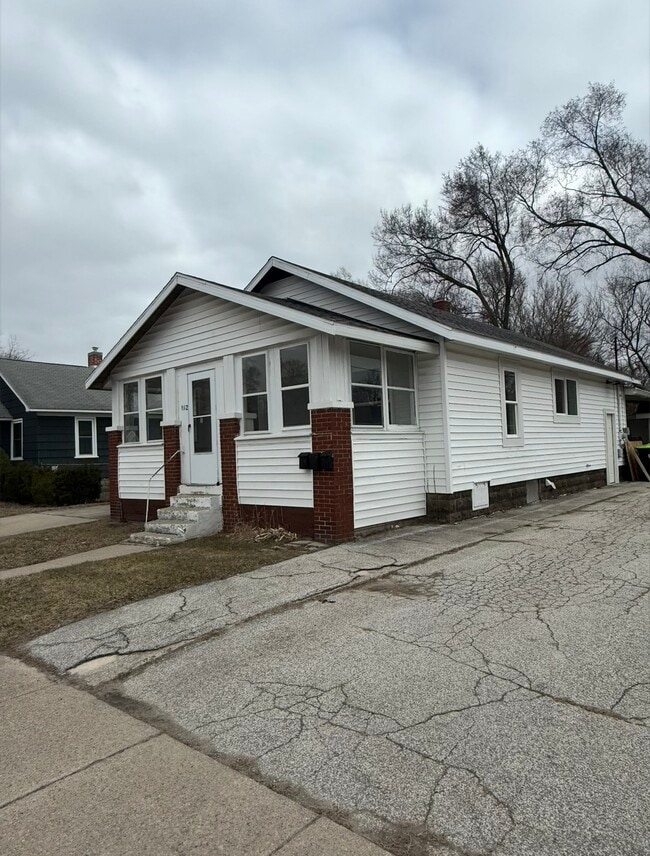 Building Photo - 1112 Haley St