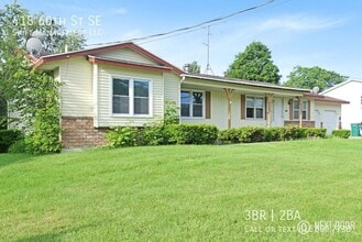 Building Photo - 418 60th St SE