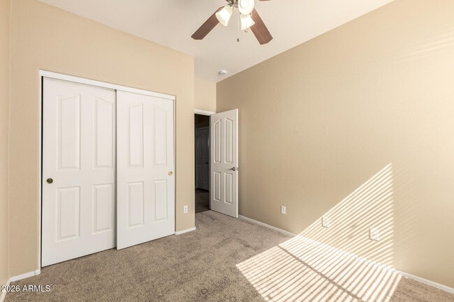 Building Photo - 202 E Rock Wren Dr