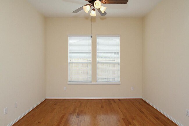 Building Photo - 2926 Bright Sky Ct