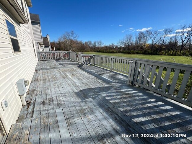 Building Photo - Meadows at Winchester Home