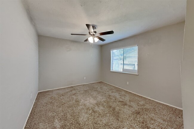 Building Photo - 5211 Girnigoe Dr