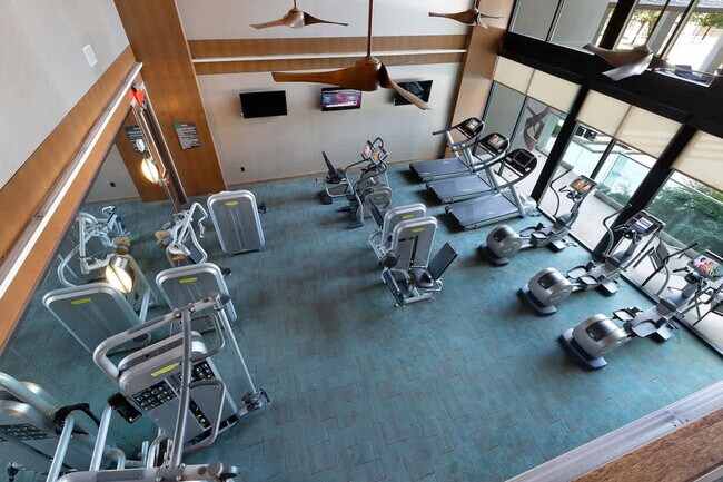 Building Photo - 101 Bowen St