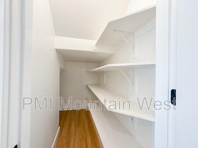Building Photo - 3855 S 3025 W