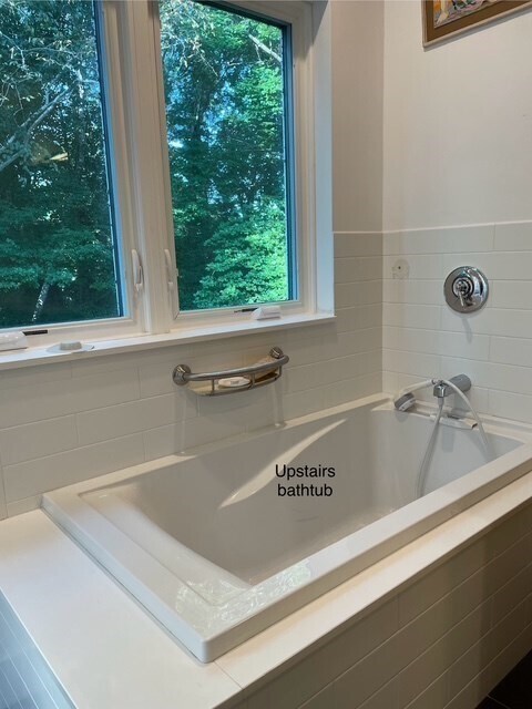 Building Photo - 25 Sturges Rd