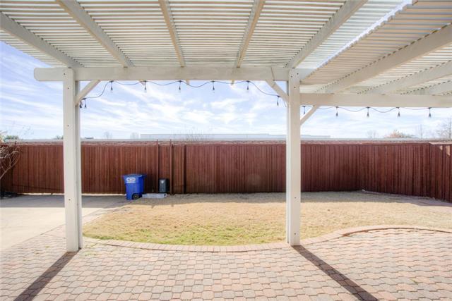 Building Photo - 1221 Greenway Dr