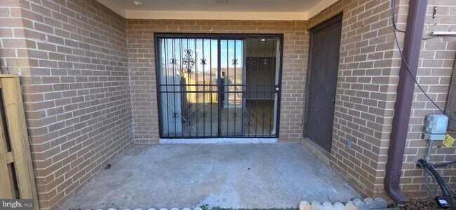 Building Photo - 3114 Banneker Dr NE