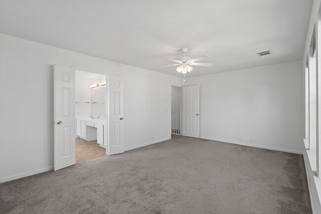 Building Photo - 3139 Silver Cedar Trail