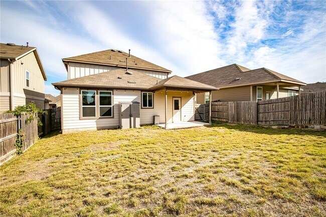Building Photo - 253 Beechnut Dr
