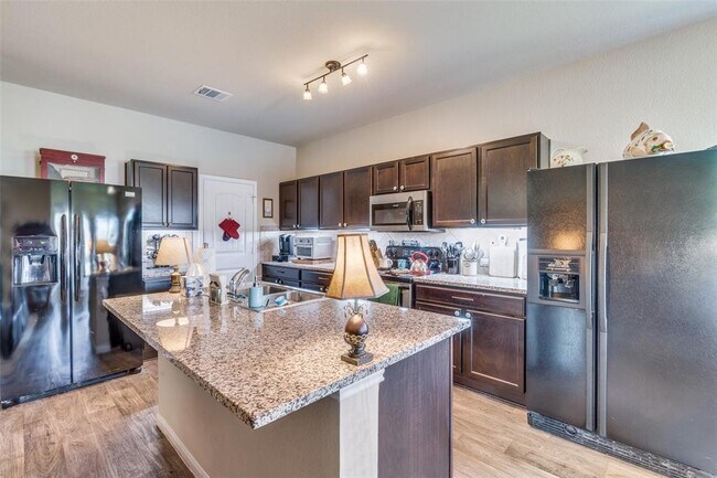 Building Photo - 6316 Diamondleaf Bend