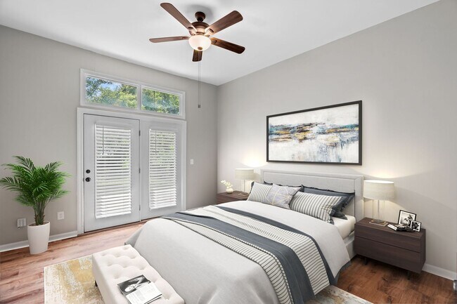 Building Photo - Fully Renovated 2BR in Historic Soulard | In-Unit Laundry | Off-Street Parking