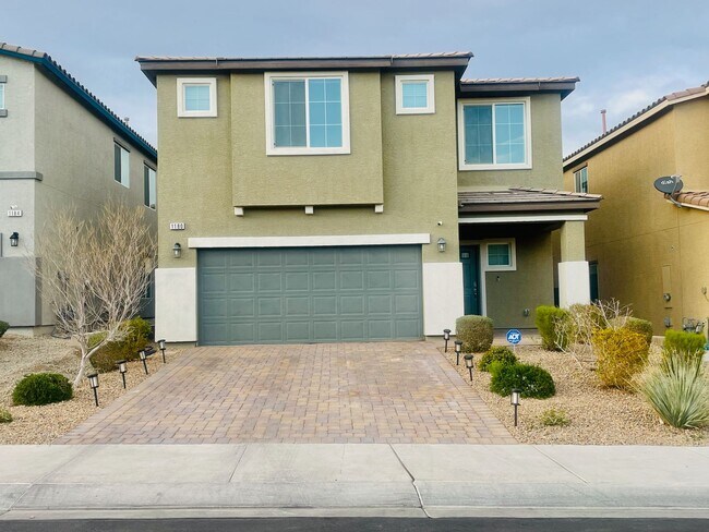 Building Photo - Newer 5 Bd, 3 Bth, Bonus Room, Open Floor ...