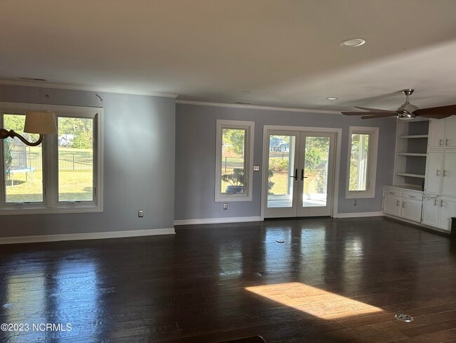 Building Photo - 205 Gemini Ct