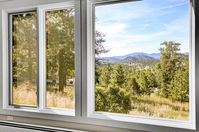 Building Photo - 31340 Brookline Rd