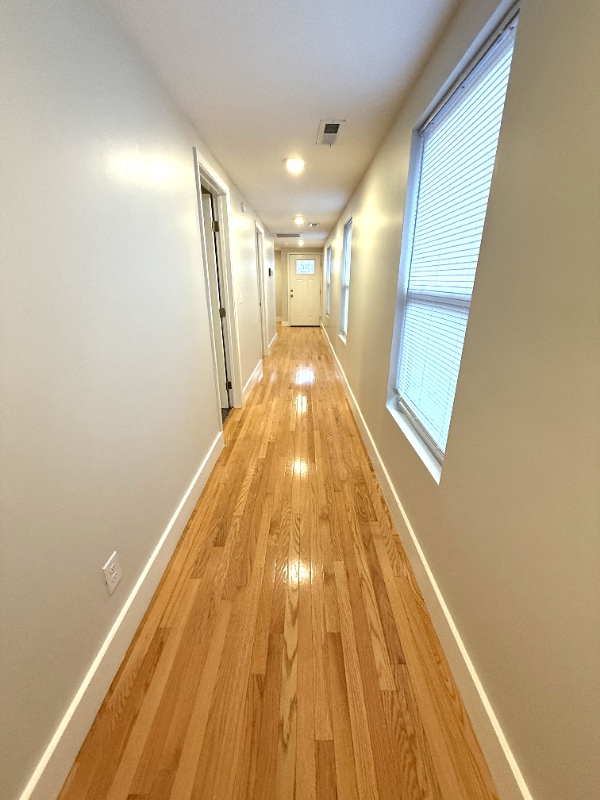 Building Photo - 1435 Mellwood Ave