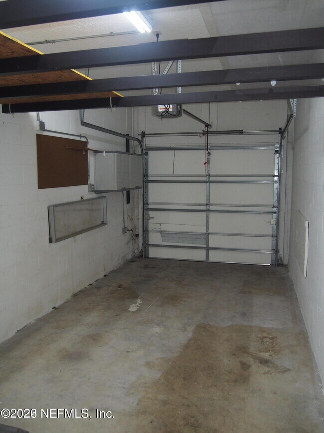Building Photo - 12301 Kernan Forest Blvd