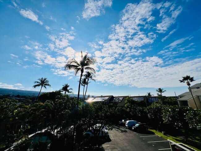 Building Photo - Unfurnished 1 Bedroom, 1 Bathroom – Kailua Bay Resort