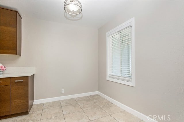 Building Photo - 634 Willow Dr