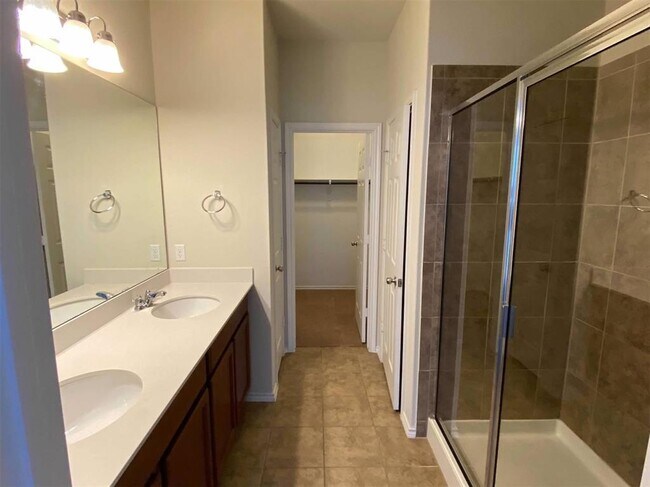 Building Photo - 3701 Tranquil Ln