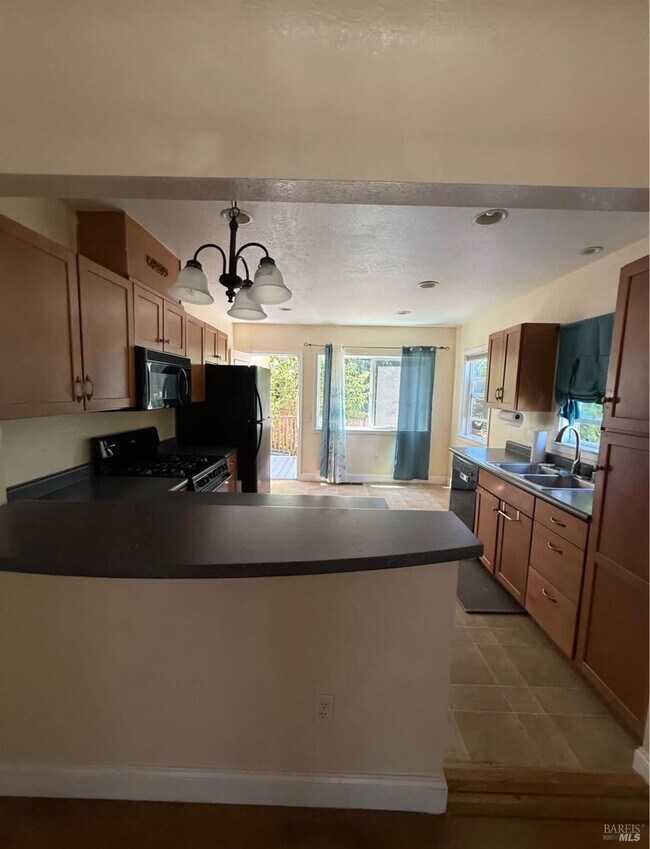 Building Photo - 17 Romine Way