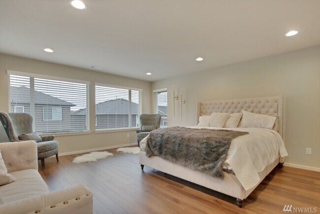 Building Photo - Auburn Lakeland Hills/Lakeview Community area 4 bedroom 2.5 bathroom home - Available May 1st, 2026