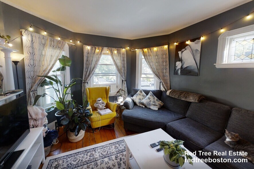 Building Photo - 29 Victoria St