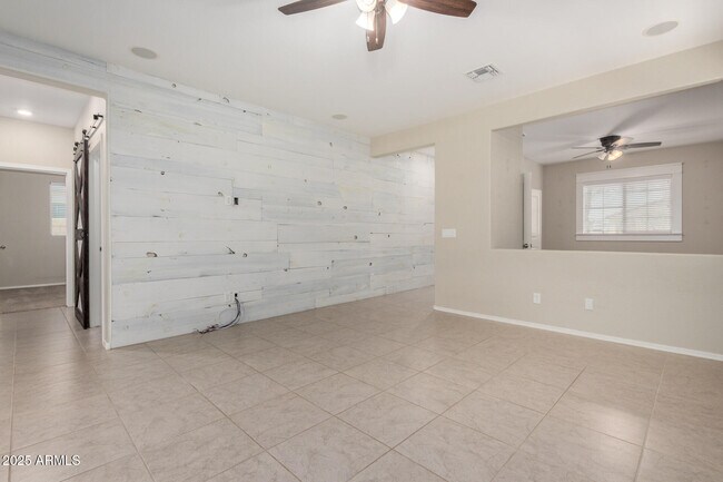 Building Photo - 17163 W Orchid Ln