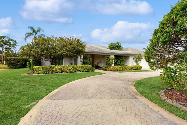 Building Photo - 5111 Canterbury Dr