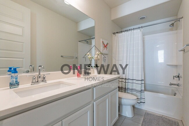 Building Photo - 5411 S Canyon Rim