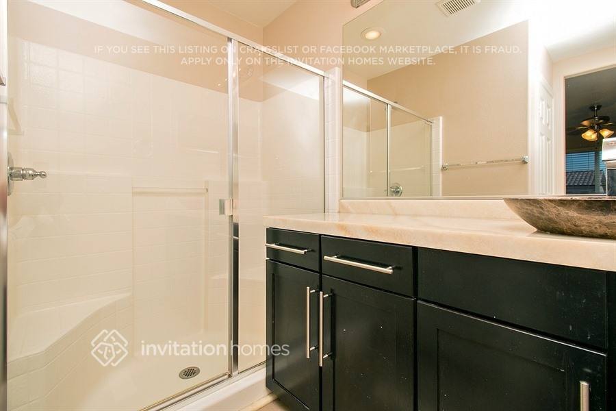 Building Photo - 11030 Toscano Gardens St