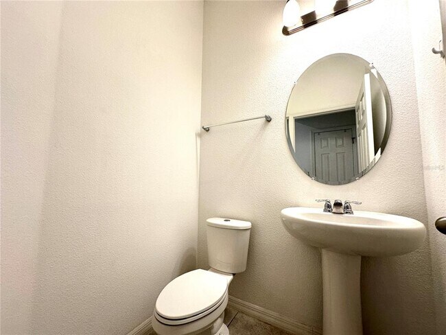 Building Photo - 9362 Tyrella Pine Trail
