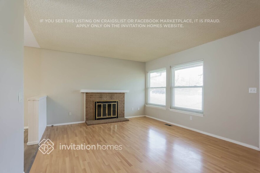 Building Photo - 16803 E Nassau Dr