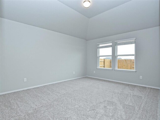 Building Photo - 208 Trailside Ln