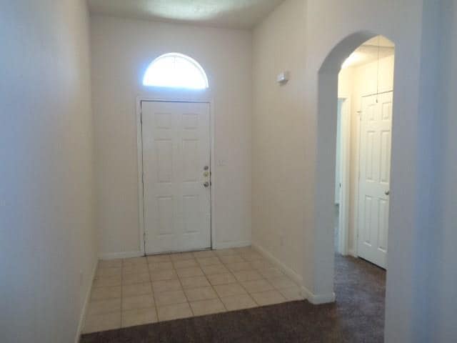 Building Photo - 15146 Diamond Way