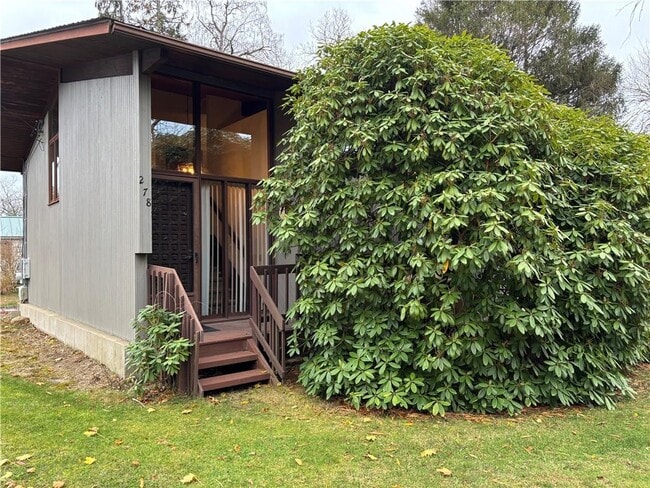 Primary Photo - 278 Charlestown Beach Rd