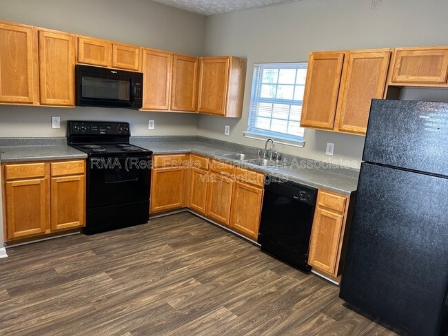 Building Photo - 1735 Carrington Dr