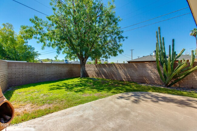 Building Photo - 3109 E Turney Ave