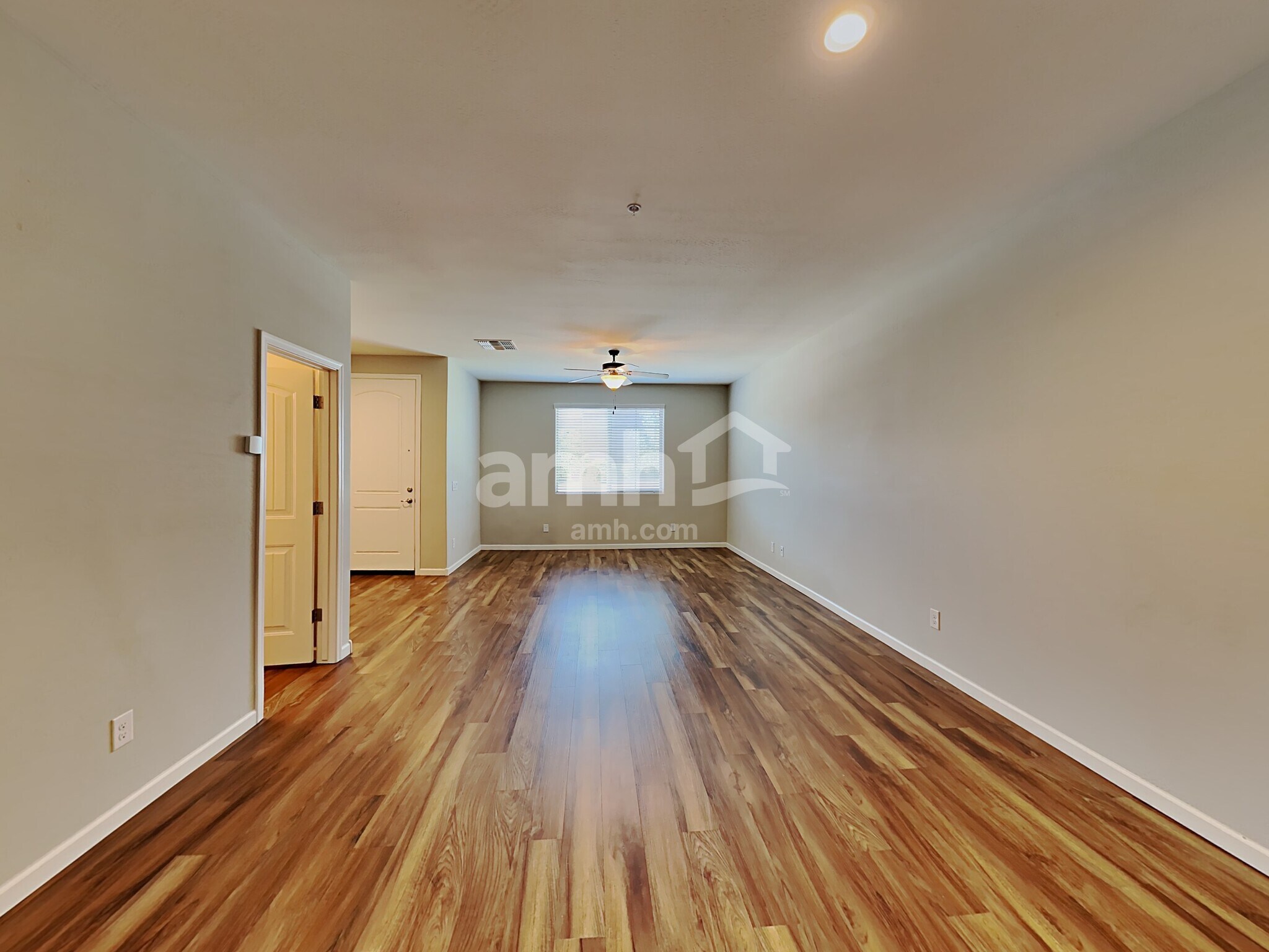 Building Photo - 20695 W Point Ridge Rd
