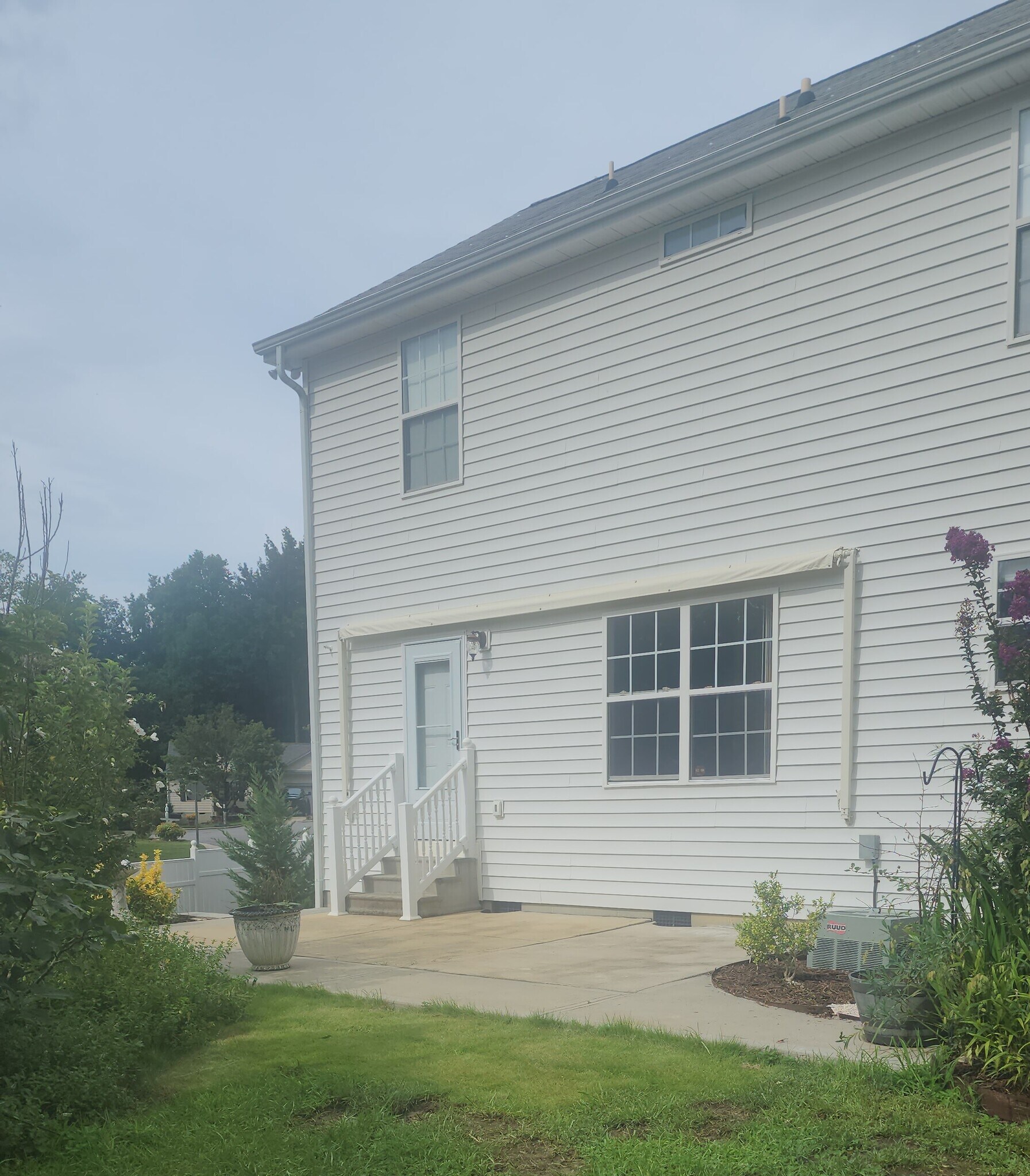 Patio - 837 Shackleton Rd