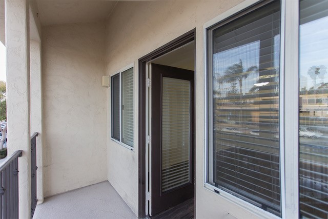 Building Photo - 5538 La Jolla Blvd