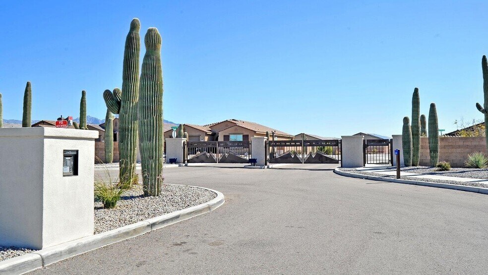 Building Photo - 5578 W Lazy Farm Dr