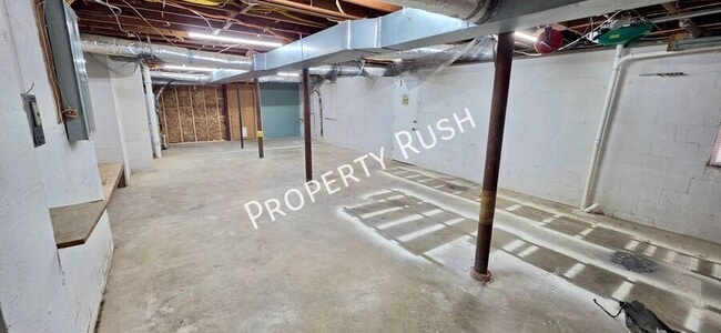Building Photo - 3229 Westonia Dr