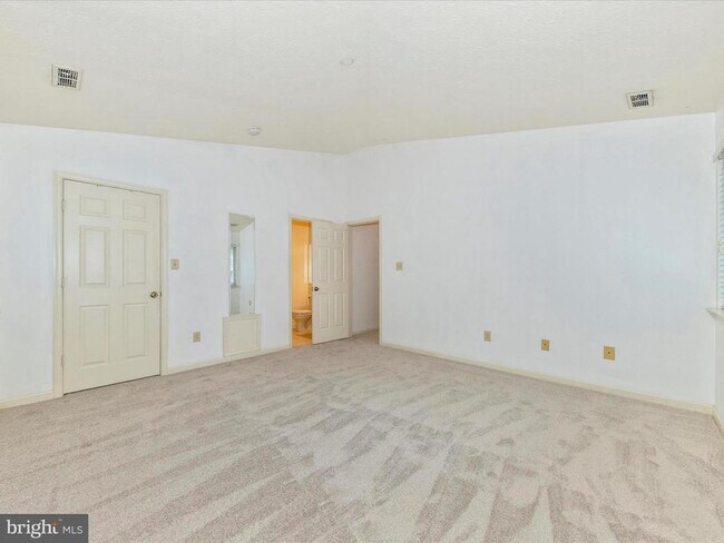 Building Photo - 2106 Whitehall Rd