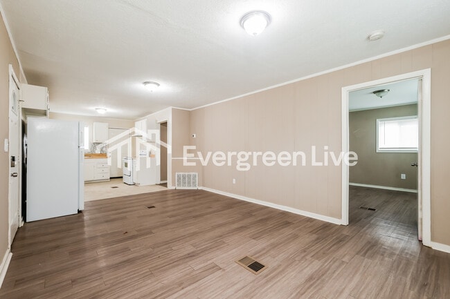 Building Photo - 119 Martin Rd