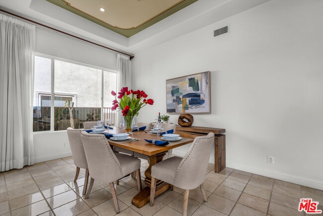 Building Photo - 16730 Calle De Catalina