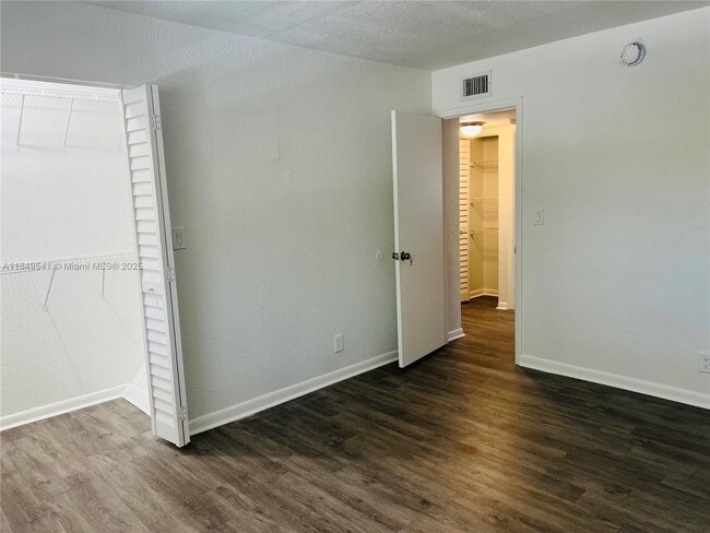 Building Photo - 4705 NW 9th Dr