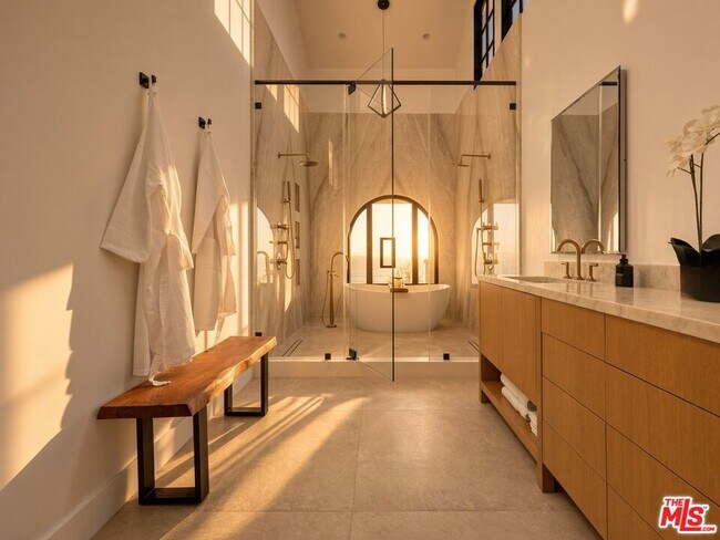 Building Photo - 3909 Villa Costera