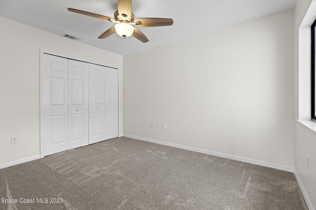 Building Photo - 271 Forecast Ln
