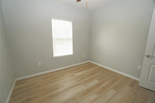 Building Photo - 7001 Interbay Blvd